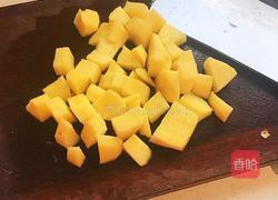 番茄土豆焖牛肉的做法图解2