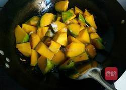 老干妈烧南瓜的做法图解5