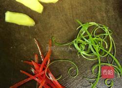 香煎金鲳鱼的做法图解4