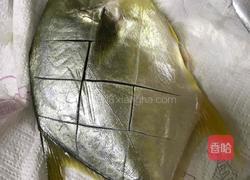 香煎金鲳鱼的做法图解5