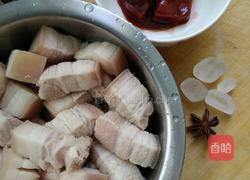 腐乳红烧肉的做法图解1