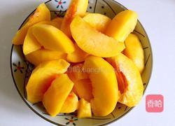 蓝莓黄桃罐头的做法图解2