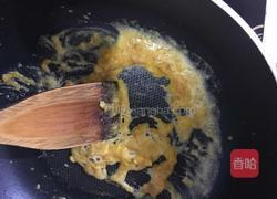蛋黄焗粽子的做法图解7