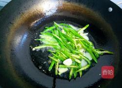 青椒炒黄瓜丝的做法图解5