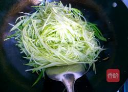 青椒炒黄瓜丝的做法图解6