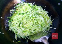 青椒炒黄瓜丝的做法图解7