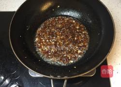 粉丝蒜茸蒸扇贝的做法图解3