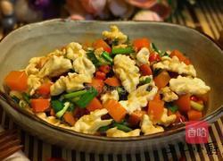 拌桃仁的做法图解1