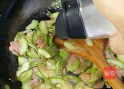 角瓜炒火腿肠的做法图解9