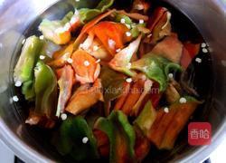 猪肉青椒馅饺子的做法图解5