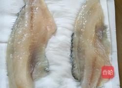 椒盐意面配鱼排的做法图解2