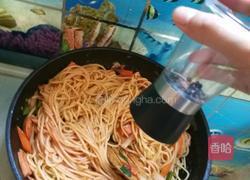 椒盐意面配鱼排的做法图解13