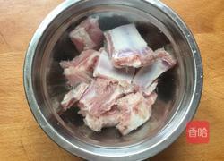 蒜香排骨的做法图解1