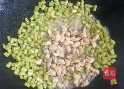 简易版酸豆角炒肉沫的做法图解6