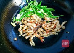 青椒木耳肉丝的做法图解8