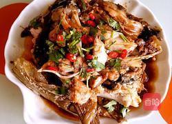 蒜蓉辣酱炖鱼头的做法图解8