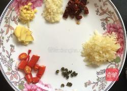 水煮牛肉的做法图解1