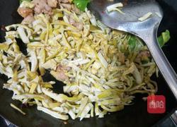 竹笋炒鸡腿肉的做法图解9