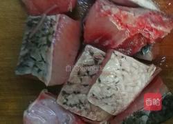 蒸草鱼的做法图解1