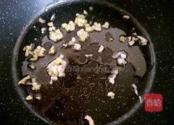 白菜粉丝烩虾仁的做法图解6