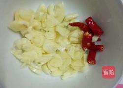 酸辣萝卜的做法图解1