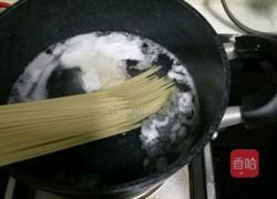 味增汤面条的做法图解3