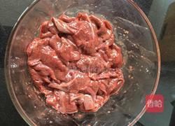 白菜梗炒猪肝的做法图解3