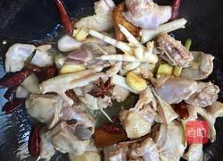 红烧辣子鸡的做法图解7