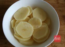 干锅土豆片的做法图解2