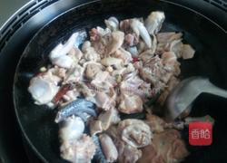 本公鸡烧板栗的做法图解7