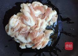 五花肉菌菇汤的做法图解4