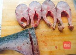 糖醋鱼块的做法图解3