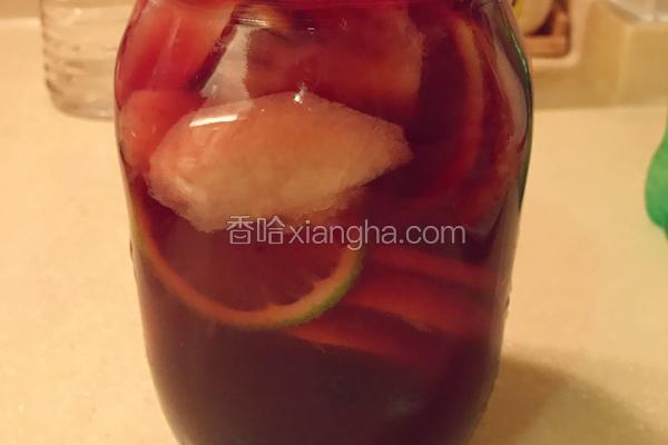 自调葡萄酒（西班牙的sangria汽酒）