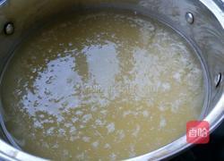 枸杞小米粥的做法图解3