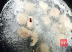 土豆烧排骨的做法图解2