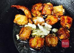 土豆烧排骨的做法图解6