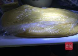 莲蓉蛋黄月饼的做法图解11