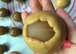莲蓉蛋黄月饼的做法图解16