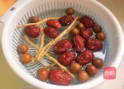 五指毛桃灵芝鸡汤的做法图解4