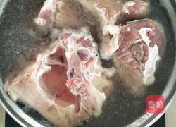 萝卜猪骨汤的做法图解2