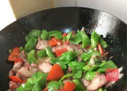 猪头肉炒青椒的做法图解3