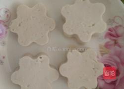 六瓣梅豆腐的做法图解1