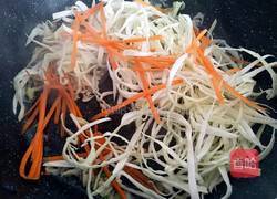 虾皮包菜炒粉丝的做法图解6