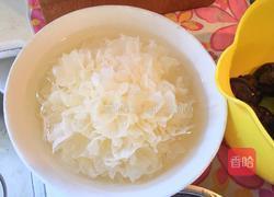 雪梨银耳糖水的做法图解6