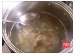 冬瓜薏米排骨汤的做法图解3