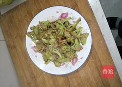 素炒菜花的做法图解7