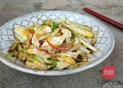 韭黄炒鸭蛋的做法图解6