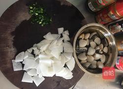 白萝卜白贝汤的做法图解2