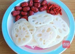 银耳莲藕红枣羹的做法图解3