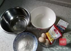 电饭煲蛋糕的做法图解1